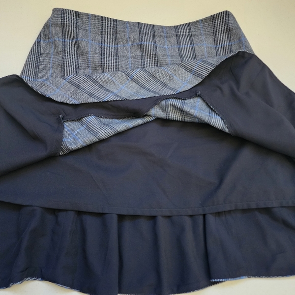 Banana Republic Gray Blue Plaid Fit‎ And Flair Skirt Godet Panels Size 8 - Picture 8 of 9